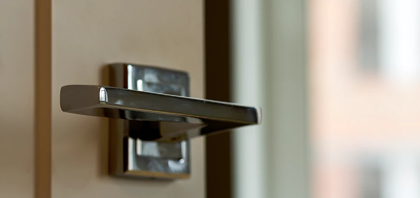 Door Lever Knob Repair in Lakeside, California