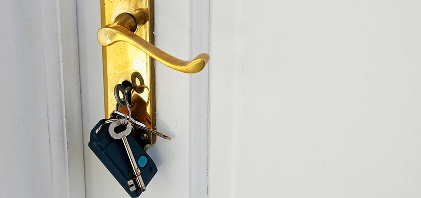 Broken Door Key Extraction in Lakeside, CA